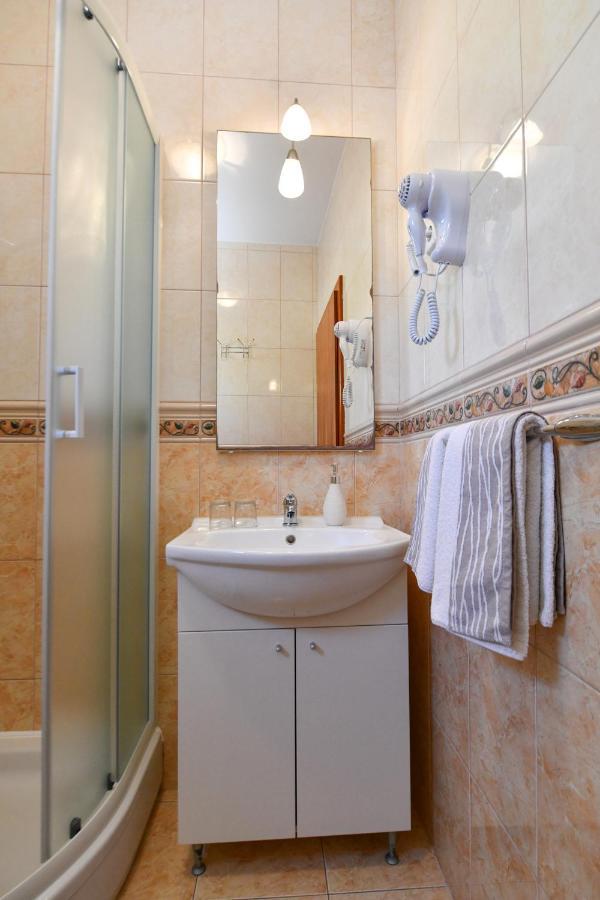 Apartments Vila Miranda Vodice Eksteriør bilde