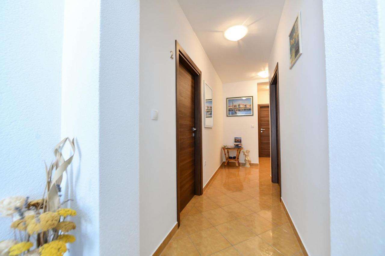 Apartments Vila Miranda Vodice Eksteriør bilde