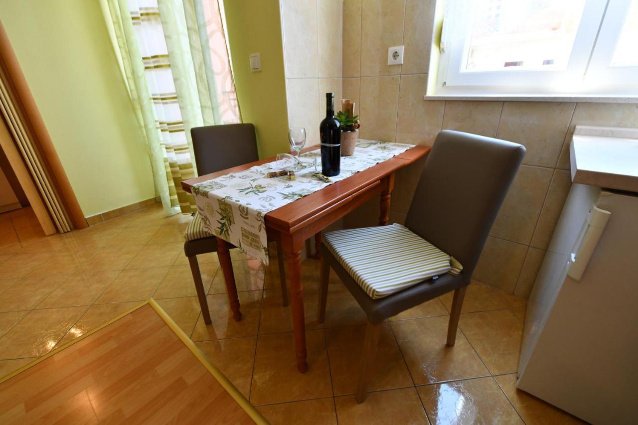 Apartments Vila Miranda Vodice Eksteriør bilde